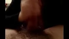 Riproduci La mia ragazza è una devota di spreco di denaro