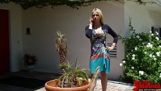Play Sarah vandinglea is a true up milf slattern