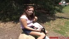 Abspielen Brunet Missy mit moderaten Titten bekommt einen Nervus Facialis vom BBC