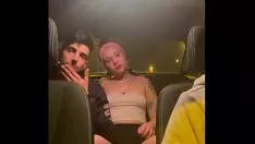 Reproducir Champions fucworld-beater en un taxi en el camino de regreso de una cámara de televisión secreta de un partido político no profesional