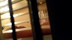 Riproduci La bella doccia di una donna sposata latina regala il suo culo grosso, cancella le tette con le mammelle notturne e il gattino dai capelli lisci