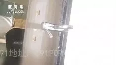 চালান আমি আমার প্রেমিকের কাছ থেকে একটি কল পেয়েছি, আমার চ্যাম্পিয়নের দুই বছরের জন্য উপস্থিত থাকার অভিব্যক্তি