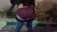 চালান কমরেড-আত্মীয়-শ্বশুর-শাশুড়ি fucks গাধা এবং বিড়াল-বিড়াল