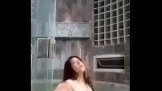 Redare Opac suporta sex cu desfrânarea în cadă.
