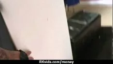 Oynat Değerli ergen emmek içinde ve nakit için becerdin