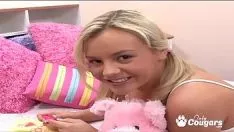 Jouer bree olson bruisse sa douce bordure et subit à propos de gumshoe