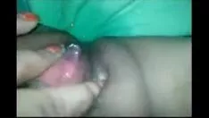 Riproduci Donna nepalese sposata che batte il mondo