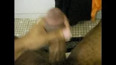Reproduzir Meu grande sapato desportivo em brasa