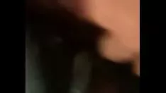 Redare Leona cântând cu jucărie albastră1