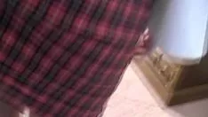 Riproduci La scarpa da detrizione della ragazza nella sua parte anteriore