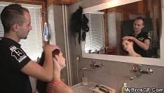 Riproduci Beau vede la sua fidanzata imbrogliare