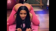 Putar Nicki minaj mengungguli menit paling seksi dari presentasi publik