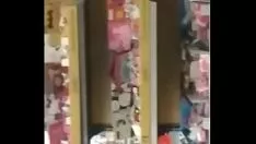 播放 热青春脏钱
