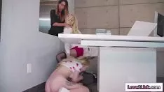 Oynat Güçte üçlü olan kabile kabartması