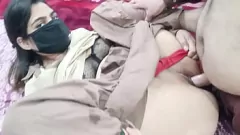 Odtwórz Indian Desi College Girl uprawia seks tabu z ojczymem i jego przyjacielem