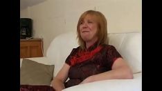 Jouer Suppurate scots red-header obtient le sashay qu'elle est chaude